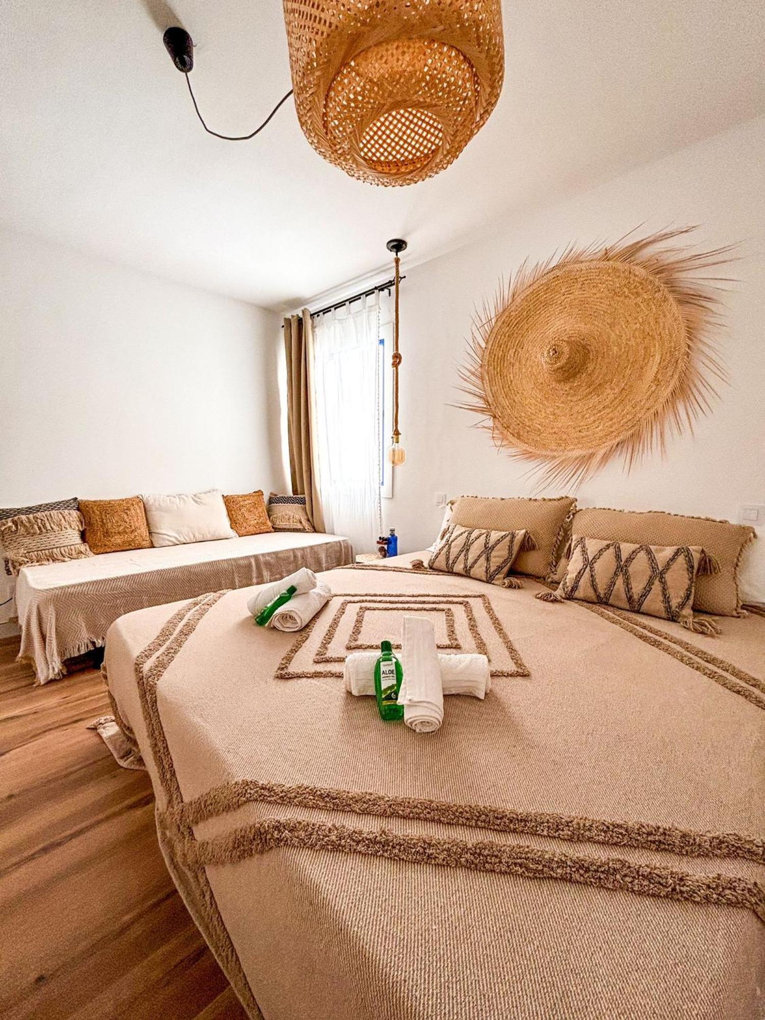 Chakra House Fuerteventura - Affordable Rooms In A Cozy Guesthouse كوراليهو المظهر الخارجي الصورة