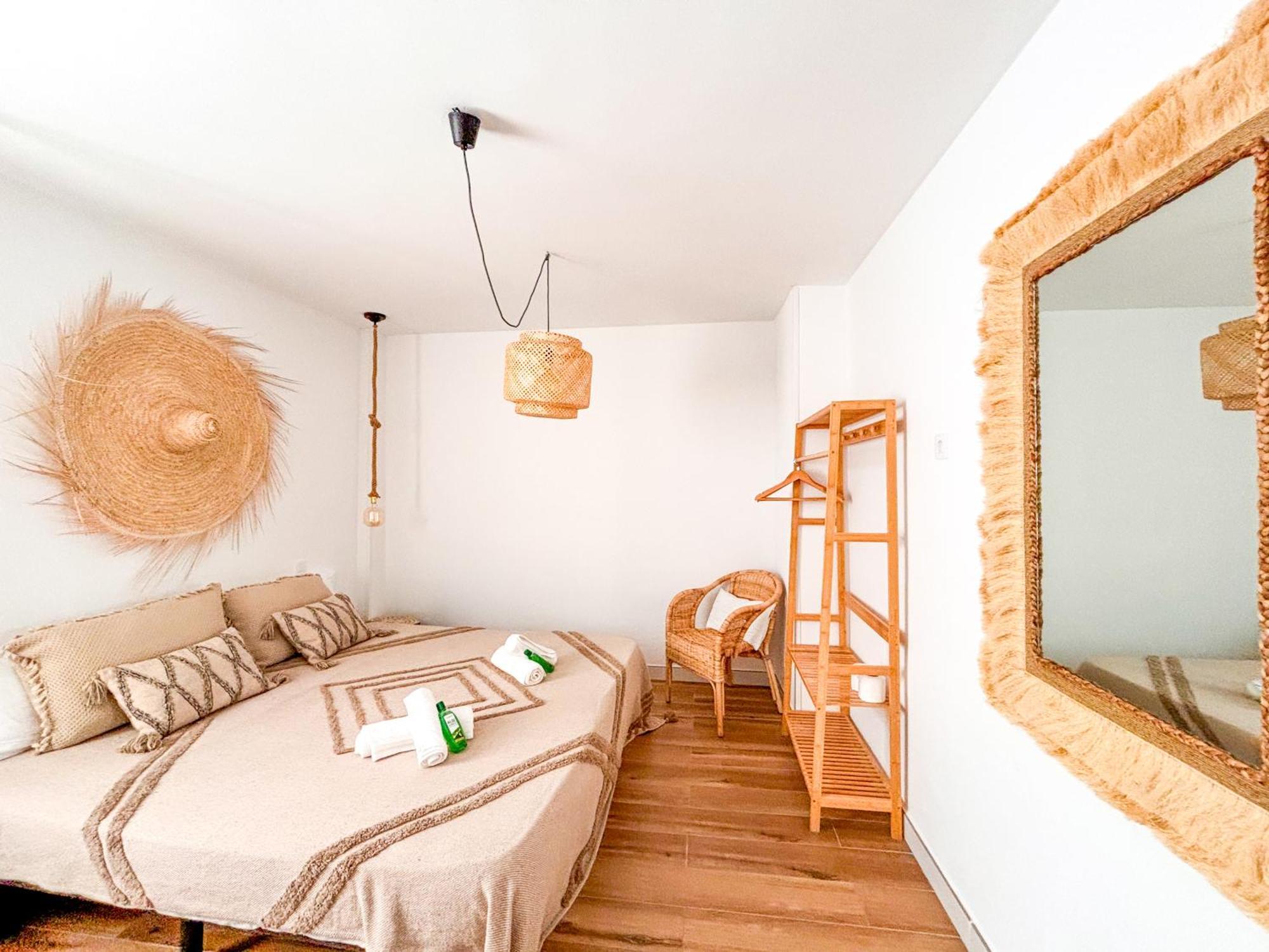 Chakra House Fuerteventura - Affordable Rooms In A Cozy Guesthouse كوراليهو المظهر الخارجي الصورة