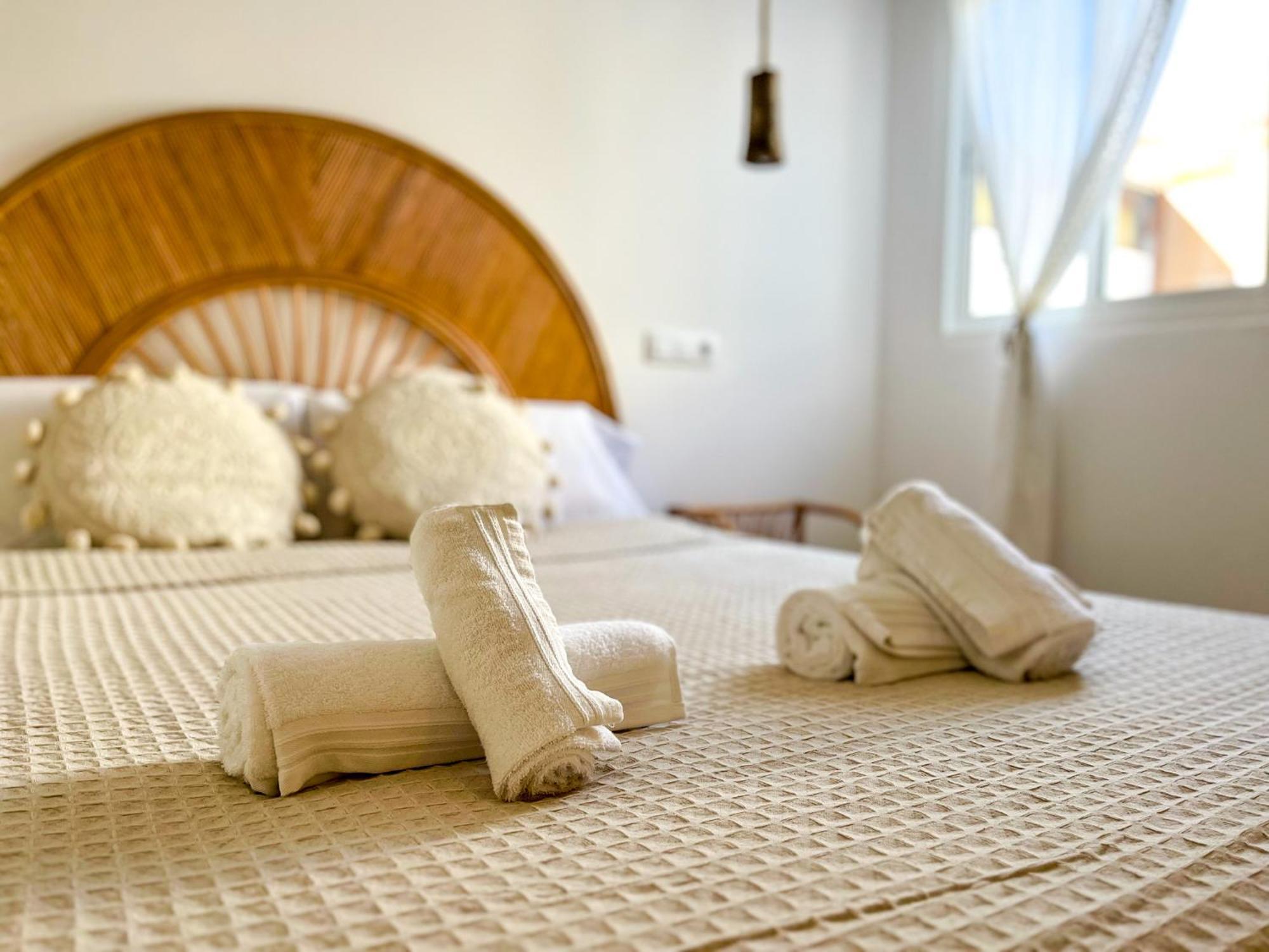 Chakra House Fuerteventura - Affordable Rooms In A Cozy Guesthouse كوراليهو المظهر الخارجي الصورة
